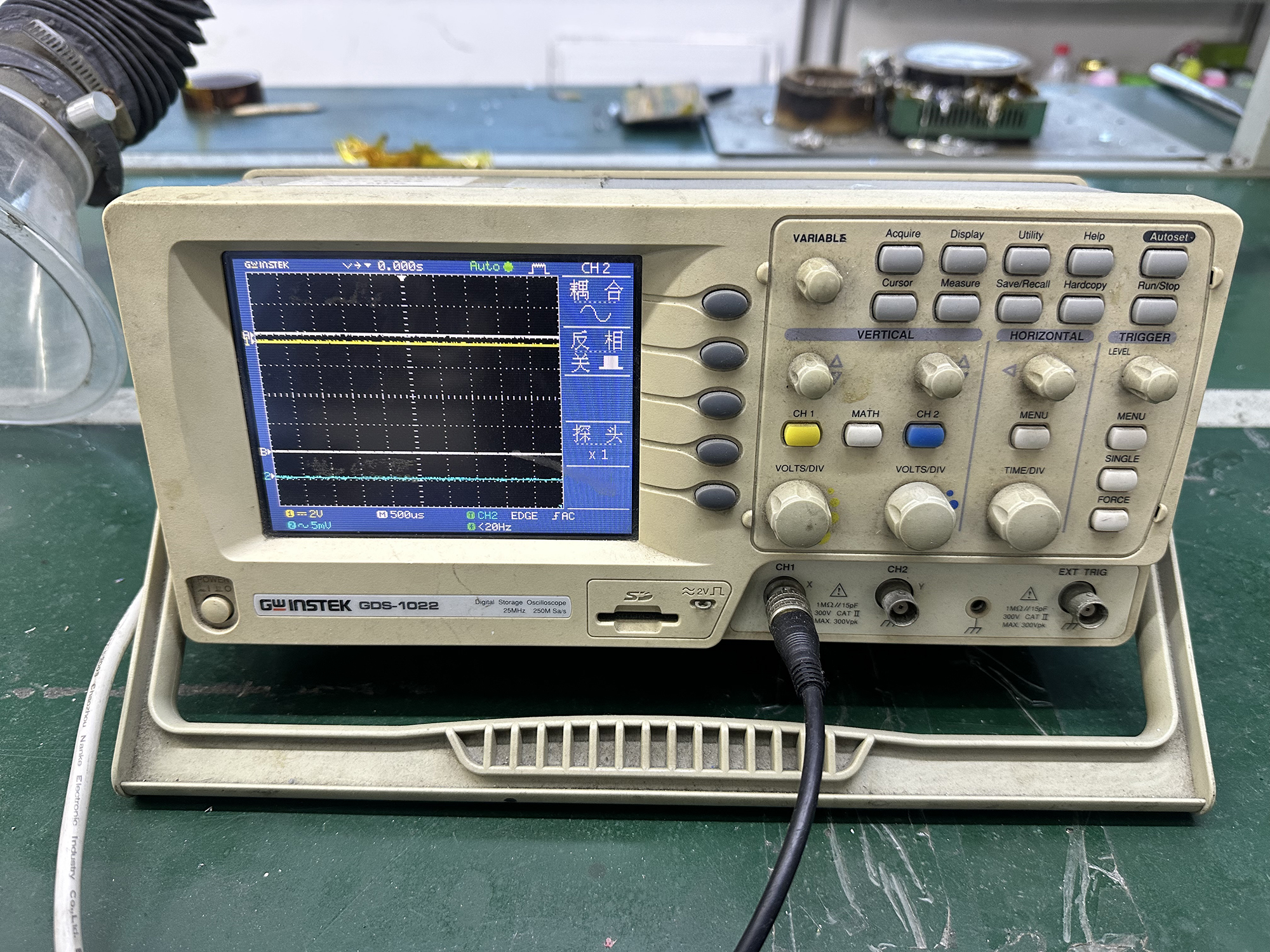 OS-5020型號的示波器